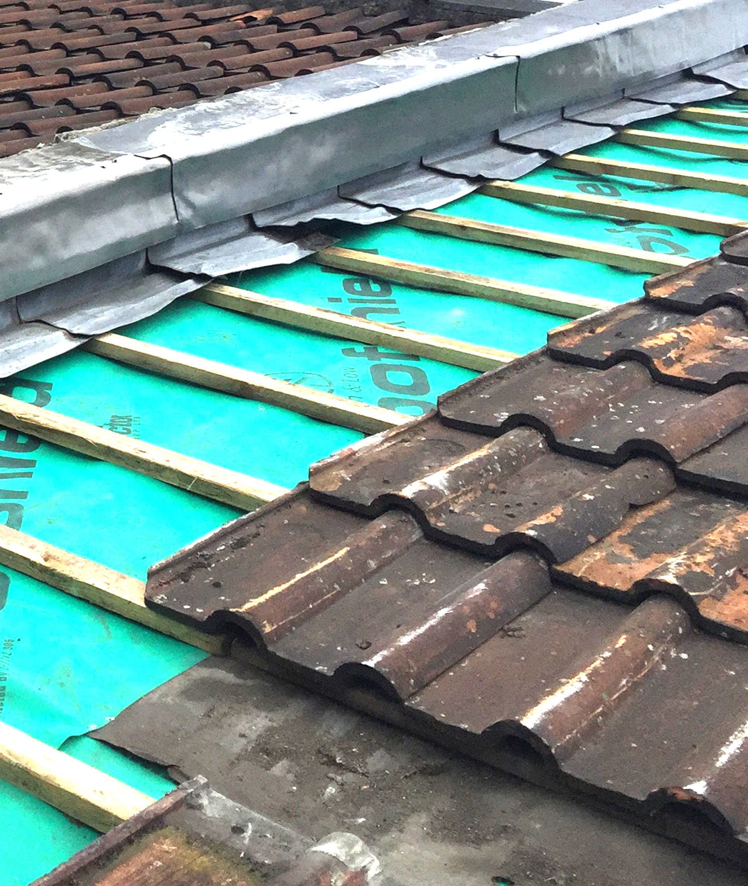 New tiled roof on a Bristol terrace